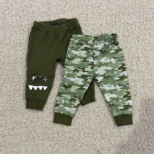 BUNDLES Baby Place Set of Two 6-9M Pants